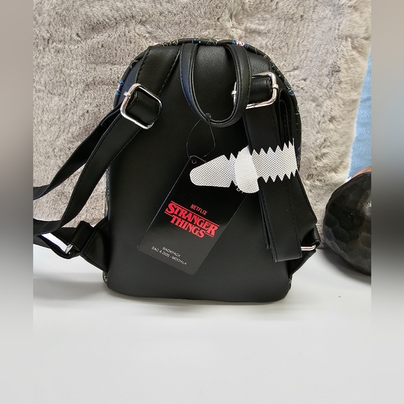 Stranger Things Backpack - Picture 3 of 8